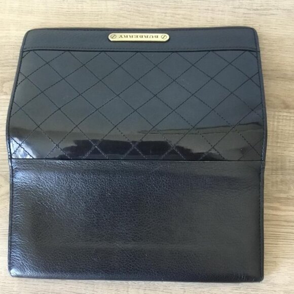 Burberry Black Quilted Patent Leather Long Wallet w/Gold Tone Logo Plate - Picture 6 of 12